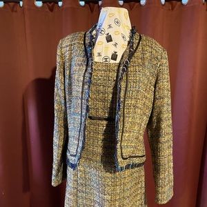 2piece Multicolored tweed suit